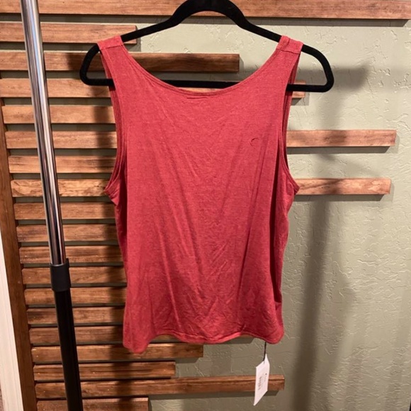 Zyia Swoop Back tank - Picture 2 of 6